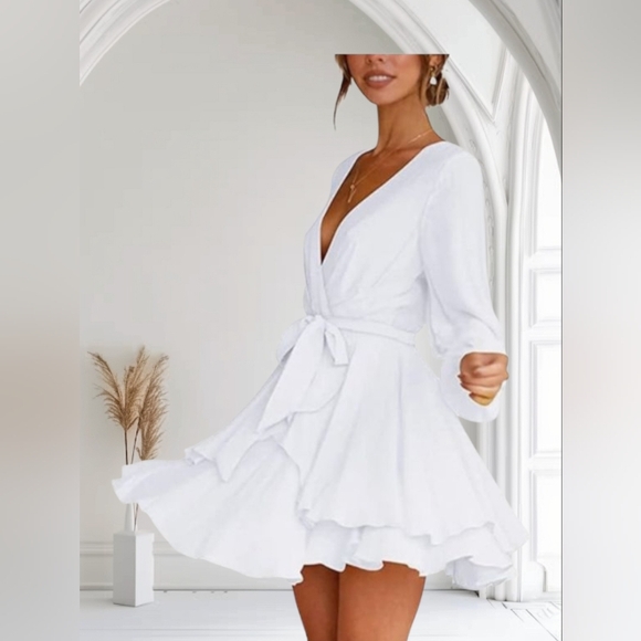 unbranded Dresses & Skirts - White Ruffled Wrap Mini Dress with Bishop Sleeves Size XL NWOT